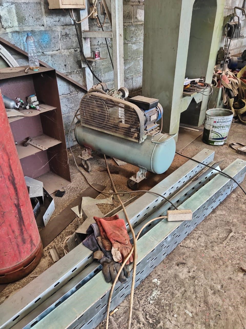 Mesin Compressor